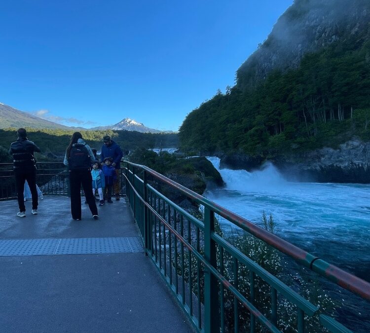 EXCURSIÓN VOLCÁN OSORNO Y PETROHUE